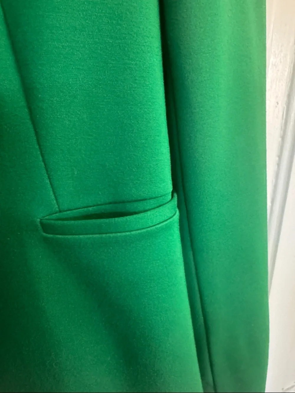 Boden Elizabeth Ponte Blazer - Picture 6 of 6
